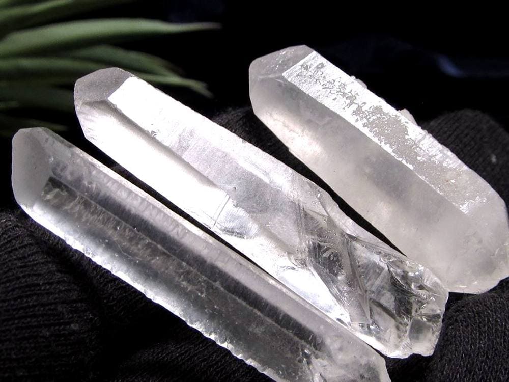 水晶ポイント クリスタル 六角柱 フロスト水晶 パワーストーン