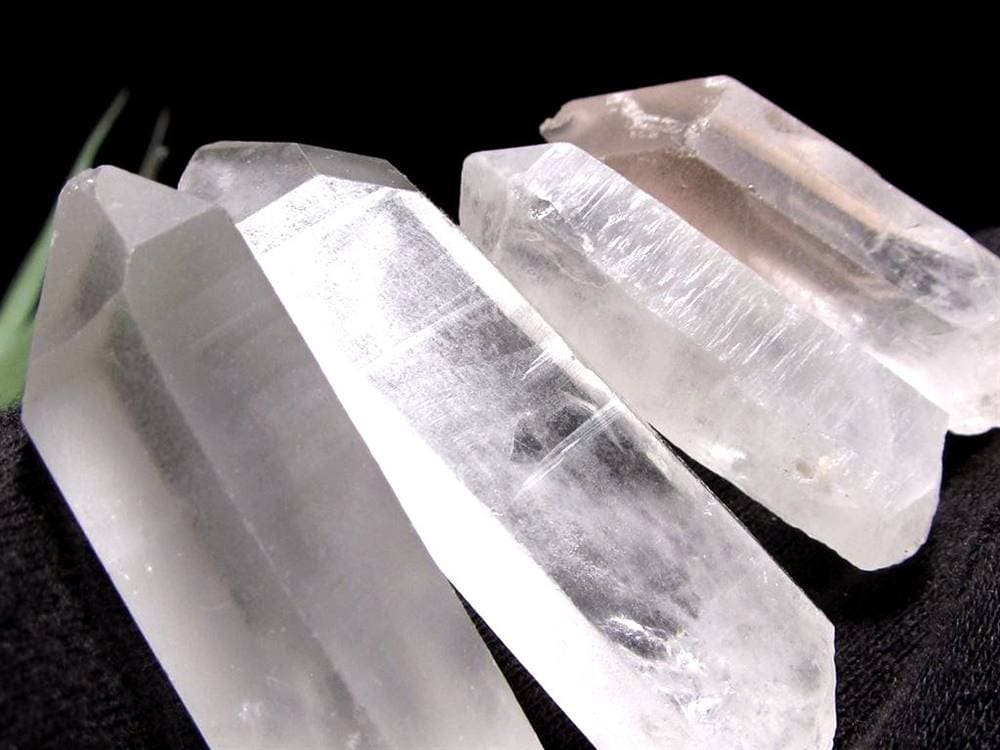 水晶ポイント クリスタル 六角柱 フロスト水晶 パワーストーン