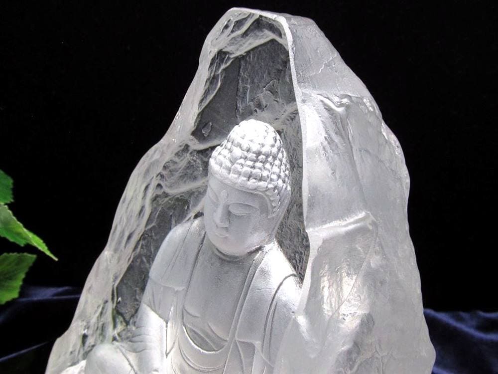 釈迦如来坐像 お釈迦様 クリスタルガラス 置物 仏教