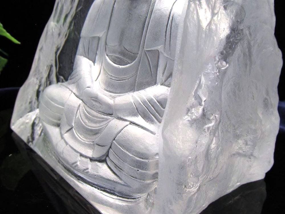 釈迦如来坐像 お釈迦様 クリスタルガラス 置物 仏教