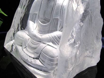 釈迦如来坐像 お釈迦様 クリスタルガラス 置物 仏教