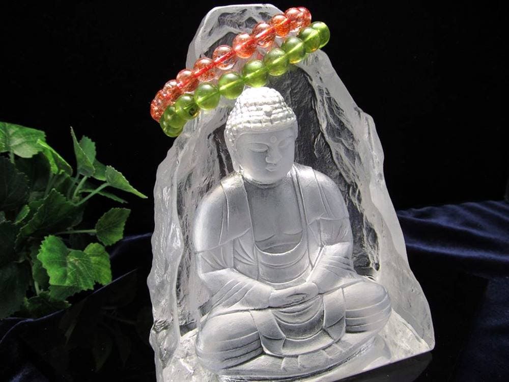 釈迦如来坐像 お釈迦様 クリスタルガラス 置物 仏教