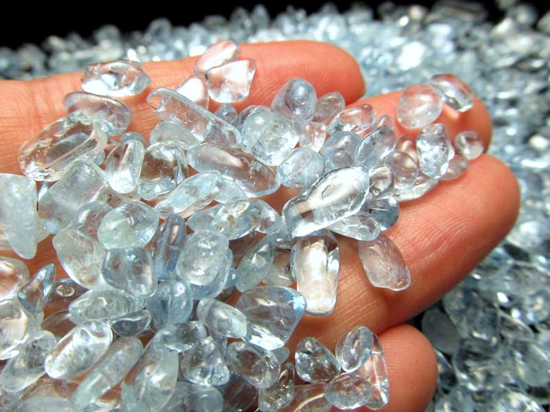 ◇最高級！超透明！宝石質◇アクアマリンさざれ◇約500g入り