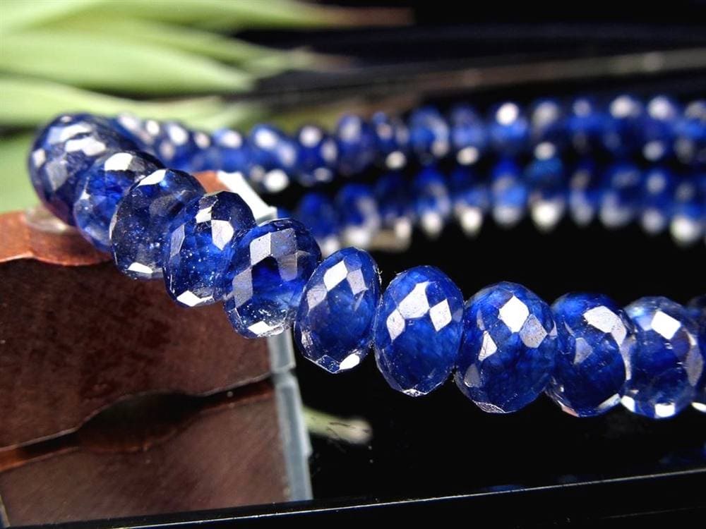 サファイア ブレスレット コランダム ボタンカット 9月の誕生石