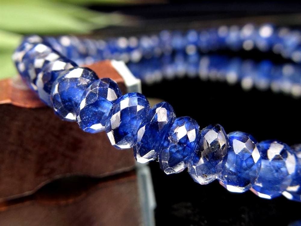 サファイア ブレスレット コランダム ボタンカット 9月の誕生石