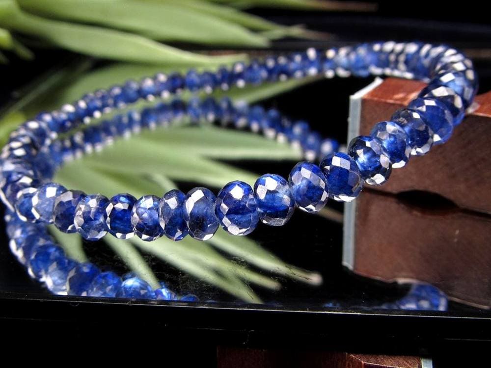 サファイア ブレスレット コランダム ボタンカット 9月の誕生石