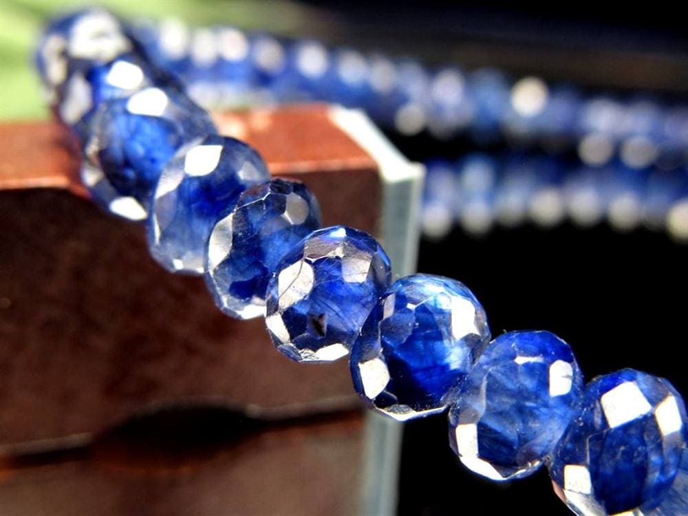 サファイア ブレスレット コランダム ボタンカット 9月の誕生石