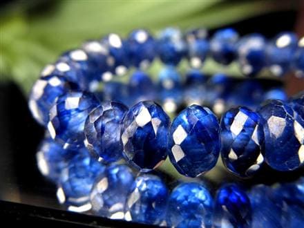 サファイア ブレスレット コランダム ボタンカット 9月の誕生石