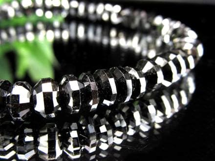 ダイヤモンド ブラックダイヤモンド 宝石 誕生石 ブレスレット