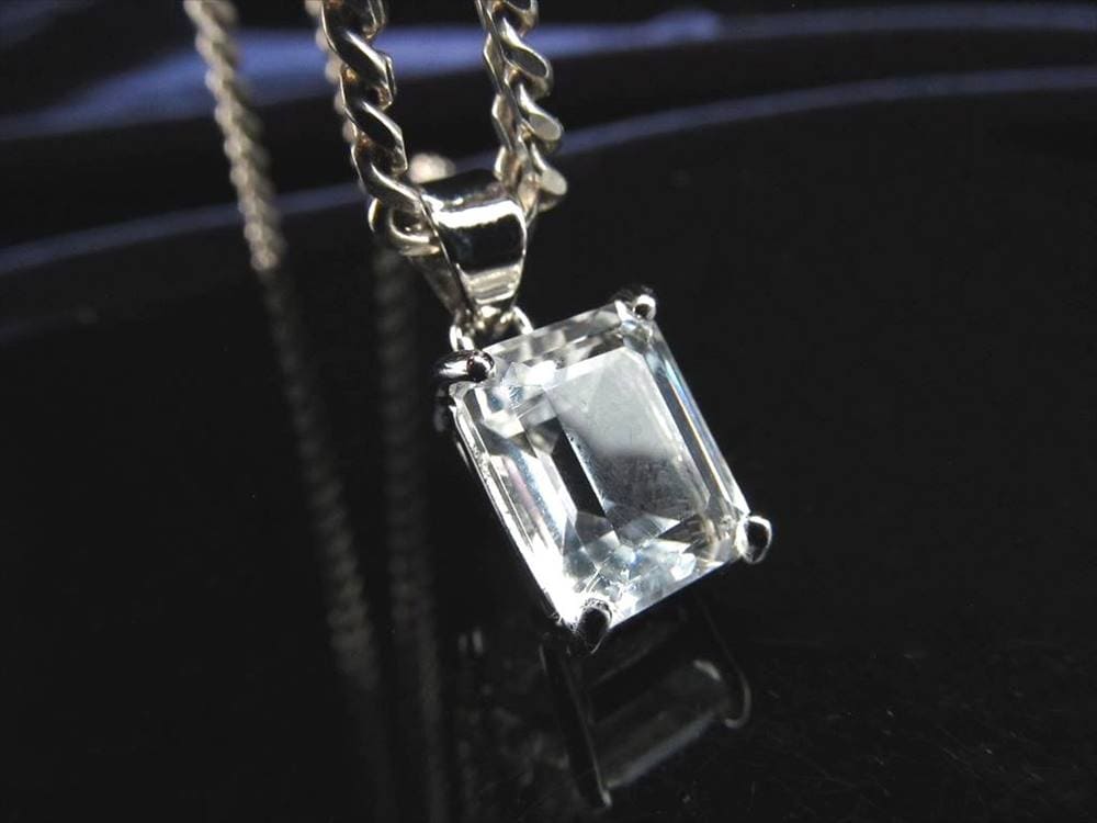 ペタライト ペンダント 葉長石 ネックレス PETALITE