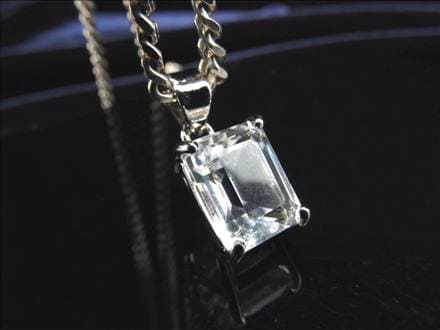 ペタライト ペンダント 葉長石 ネックレス PETALITE