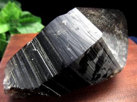 ヒマラヤ スモーキー クォーツ ガウリシャンカール 原石 ポイント