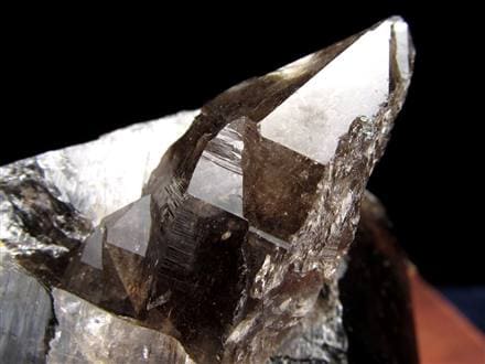 ヒマラヤ スモーキー クォーツ ガウリシャンカール 原石 ポイント