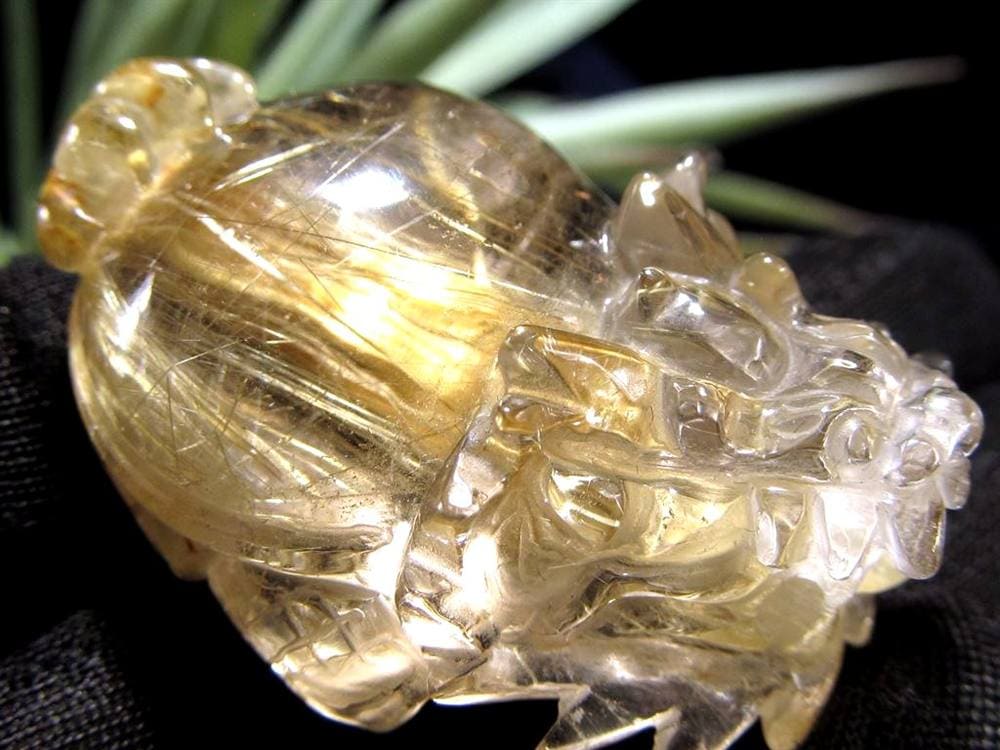ゴールドルチルクォーツ 龍亀 ロングイ 金針 水晶 彫刻 置物 財運 瑞獣
