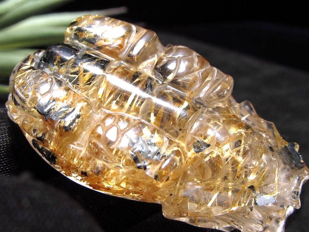 ゴールドルチルクォーツ 龍亀 ロングイ 金針 水晶 彫刻 置物 財運 瑞獣