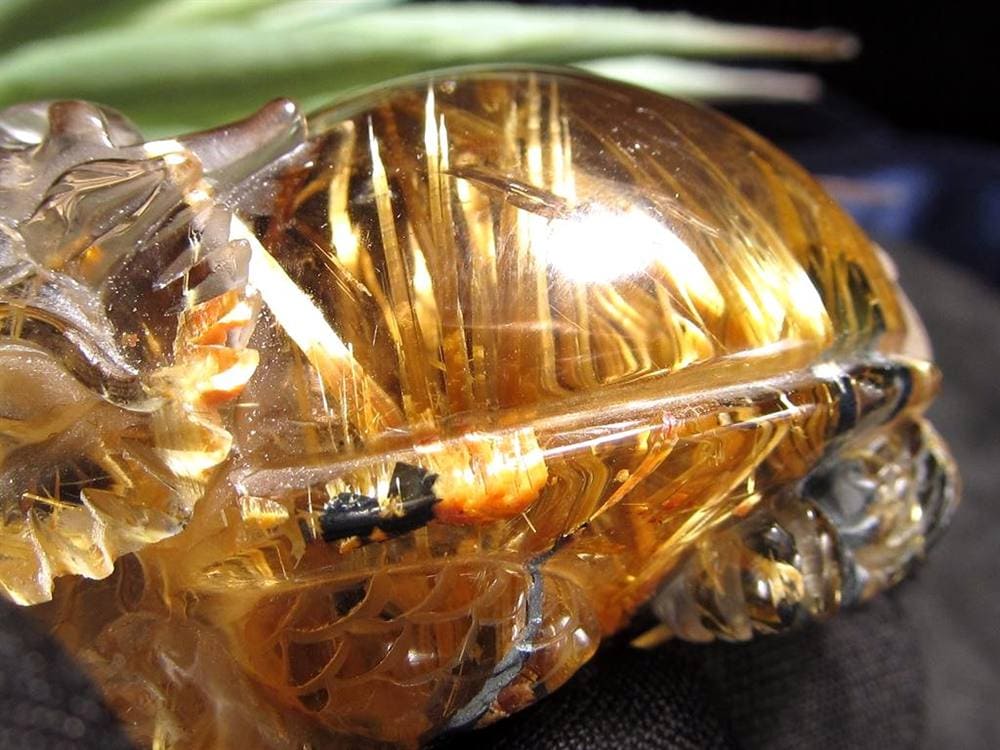 ゴールドルチルクォーツ 龍亀 ロングイ 金針 水晶 彫刻 置物 財運 瑞獣