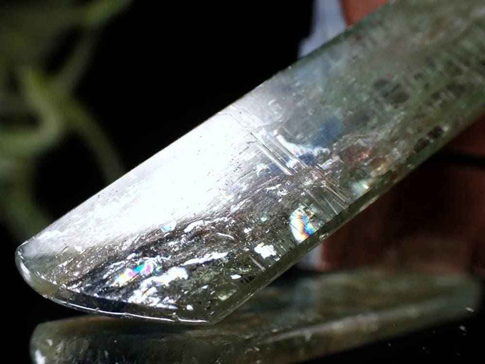 グリーンカイヤナイト 藍晶石 原石 結晶