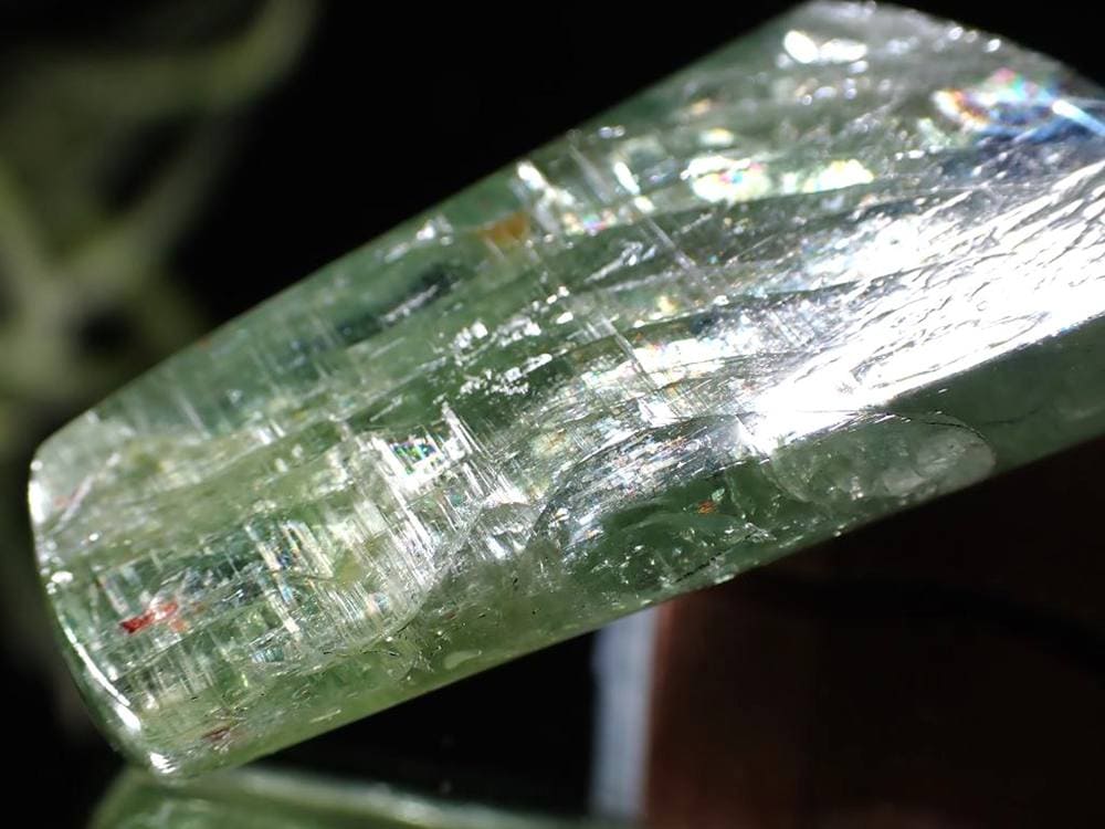 グリーンカイヤナイト 藍晶石 原石 結晶