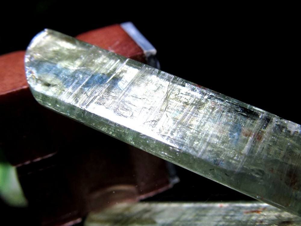 グリーンカイヤナイト 藍晶石 原石 結晶