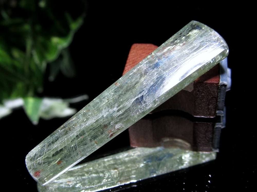 グリーンカイヤナイト 藍晶石 原石 結晶