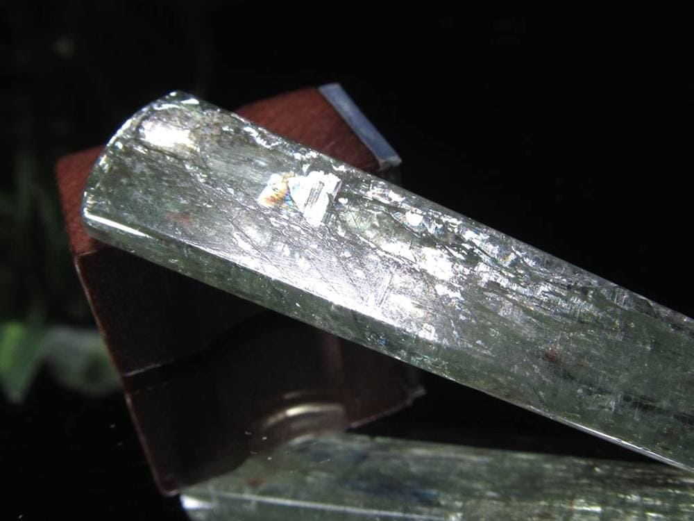 グリーンカイヤナイト 藍晶石 原石 結晶