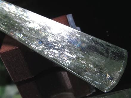 グリーンカイヤナイト 藍晶石 原石 結晶