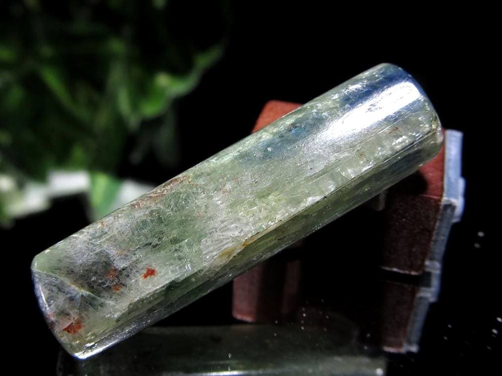 グリーンカイヤナイト 藍晶石 原石 結晶