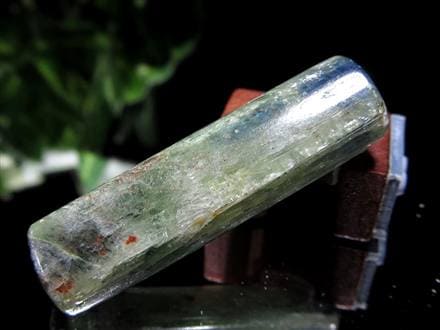 グリーンカイヤナイト 藍晶石 原石 結晶