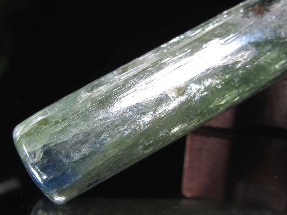 グリーンカイヤナイト 藍晶石 原石 結晶