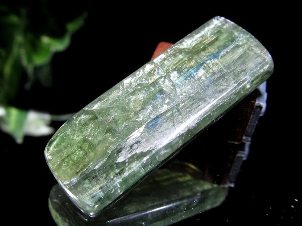 グリーンカイヤナイト 藍晶石 原石 結晶