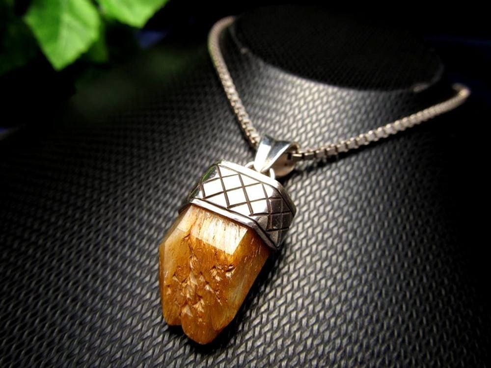 ハロイサイトインクォーツ マンゴークォーツ ポイント ペンダントトップ Silver925