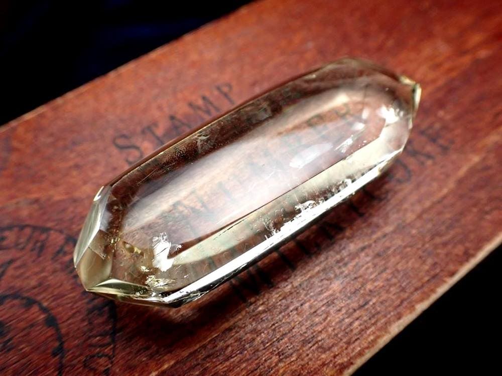 アイリスクォーツ 虹入りシトリン ランダムカット タンブル レインボーシトリン