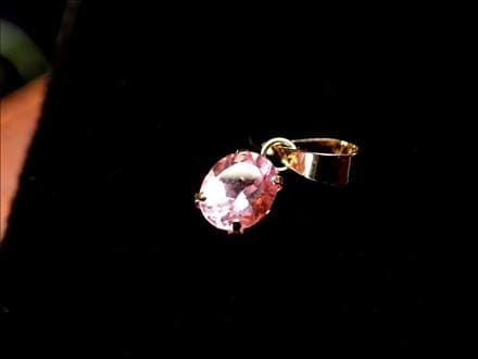 ピンクスピネル 18K スピネル ペンダントトップ 18金 尖晶石