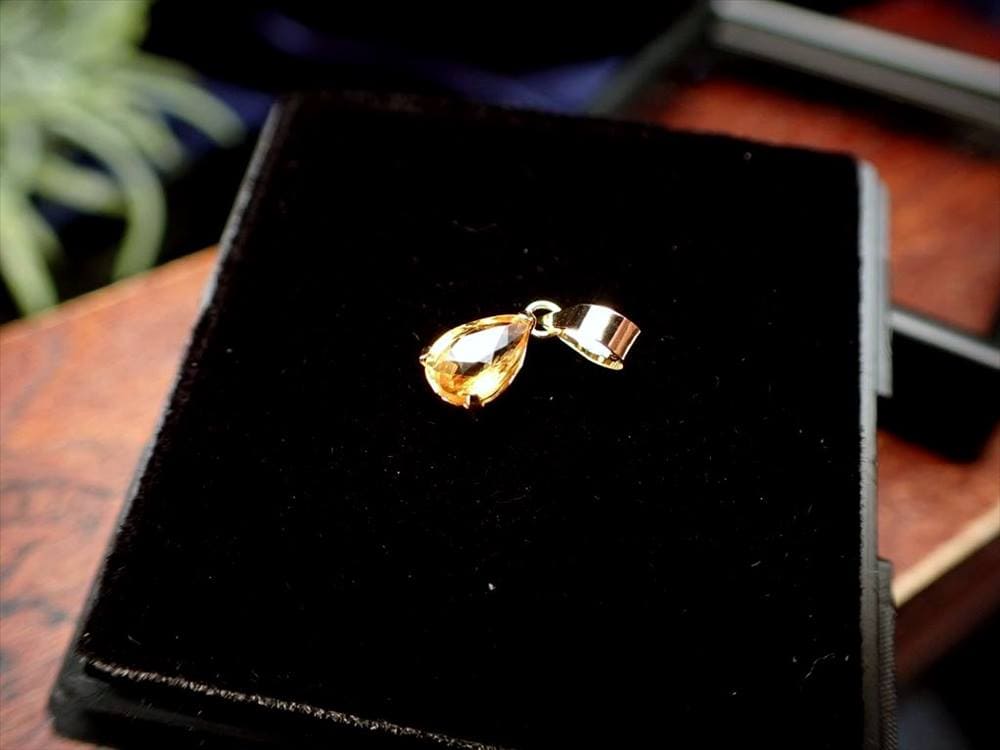 誕生石 ペンダント ジュエリー 日本製 K18