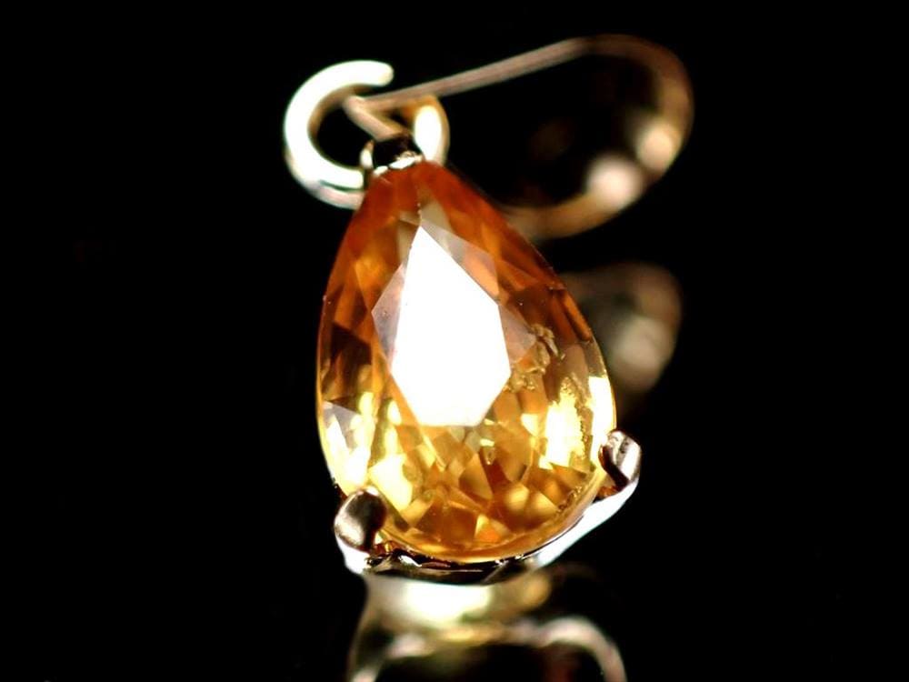 誕生石 ペンダント ジュエリー 日本製 K18