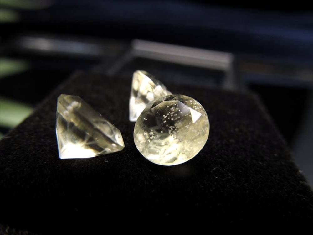 リビアングラス 隕石 エジプト 天然ガラス インパクトガラス