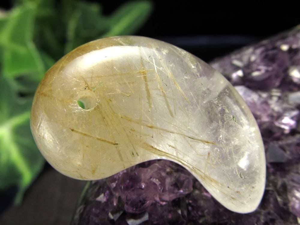 ガネーシュヒマール ヒマラヤ 水晶 勾玉 ビーズ