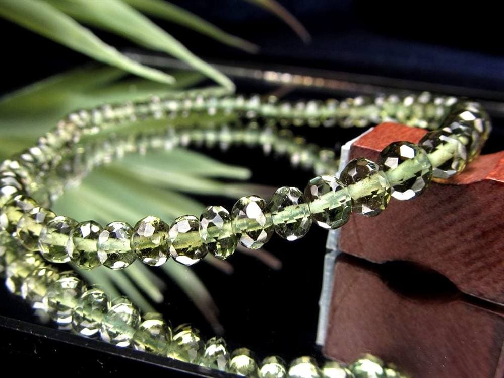 モルダバイト モルダウ石 ブレスレット 隕石 パワーストーン