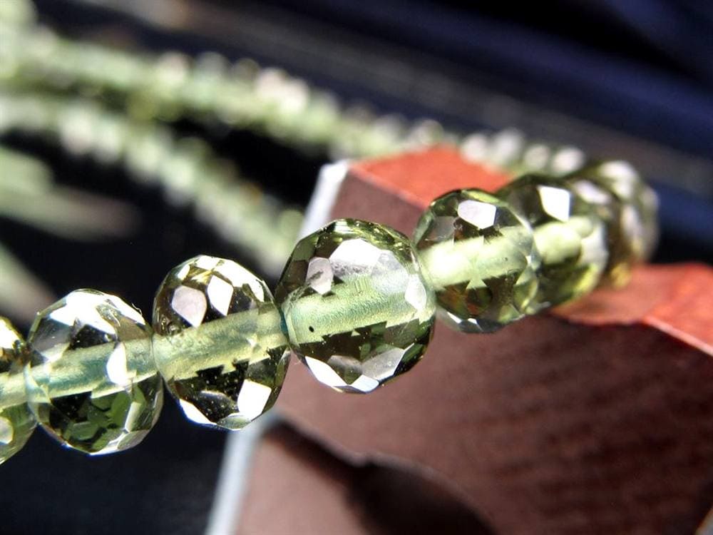 モルダバイト モルダウ石 ブレスレット 隕石 パワーストーン