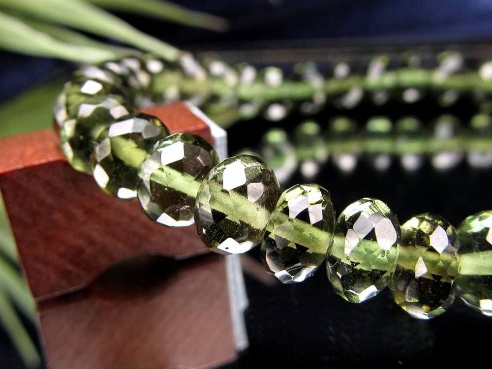 モルダバイト モルダウ石 ブレスレット 隕石 パワーストーン