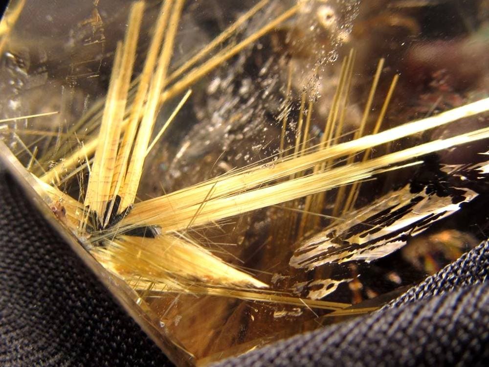 ルチル ゴールド 金針 置物 原石 金運