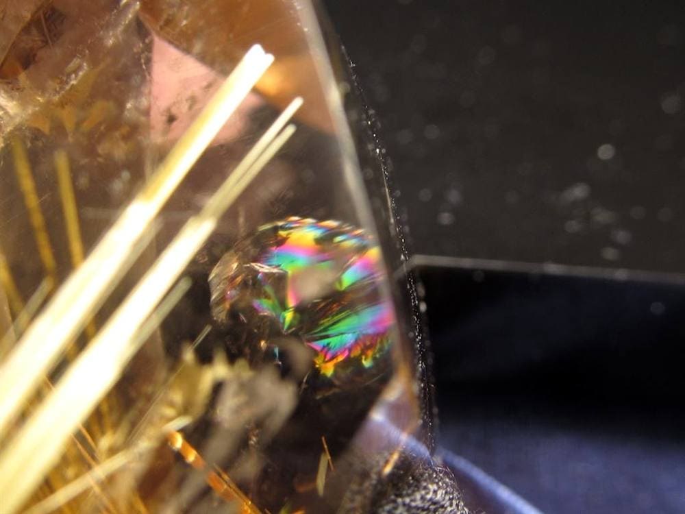 ルチル ゴールド 金針 置物 原石 金運