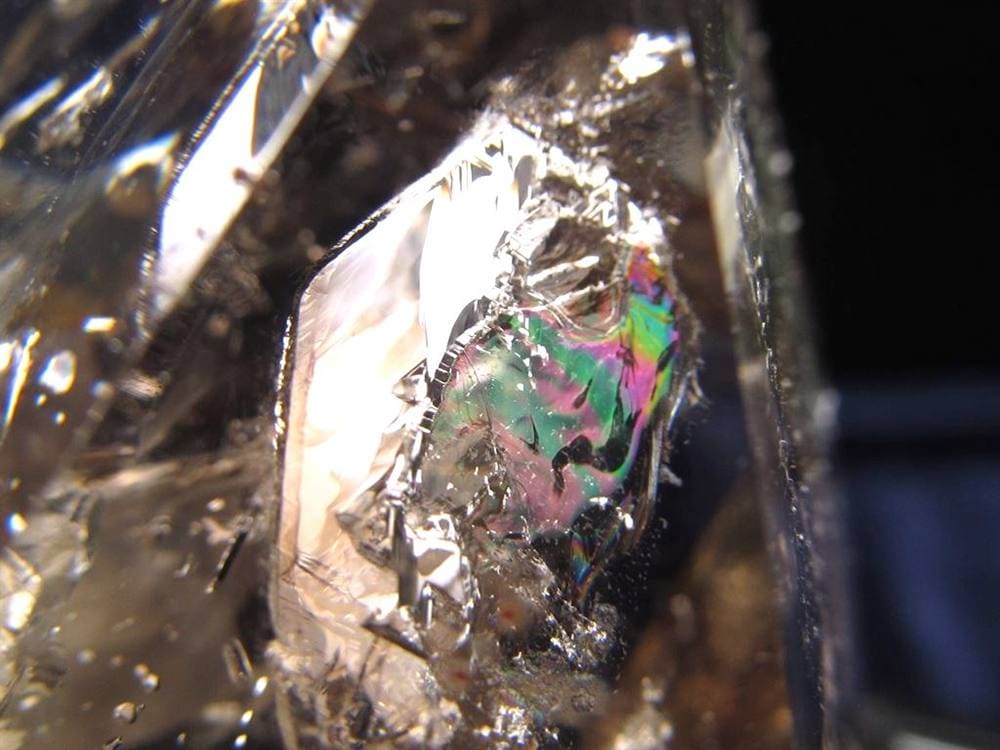 水入り水晶 エレスチャル 原石 置物 エンハイドクォーツ