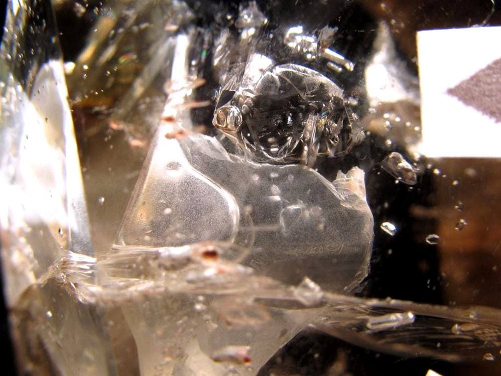 水入り水晶 エレスチャル 原石 置物 エンハイドクォーツ