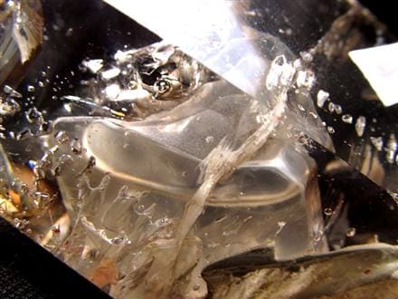 水入り水晶 エレスチャル 原石 置物 エンハイドクォーツ