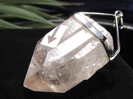 水入り水晶 ペンダントトップ 水晶ポイント アクセサリー エンハイドラスクォーツ
