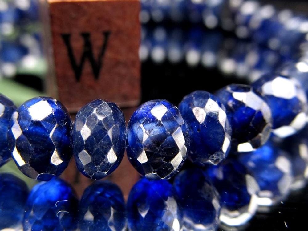 サファイア ブレスレット コランダム ボタンカット 9月の誕生石