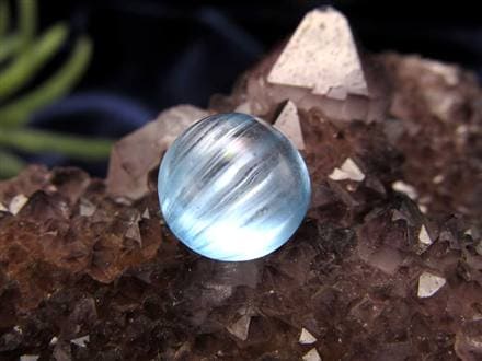 スイスブルートパーズ ルース クッションミックスカット 11月の誕生石