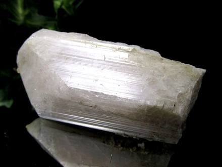 ダンビュライト 原石 天然石 ダンブリ石 パワーストーン