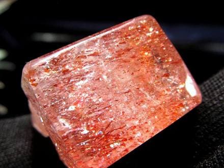 ファイアークォーツ レピドクロサイト ハーレクイン水晶 ファイヤークォーツ 彫刻置物 龍 玉璽